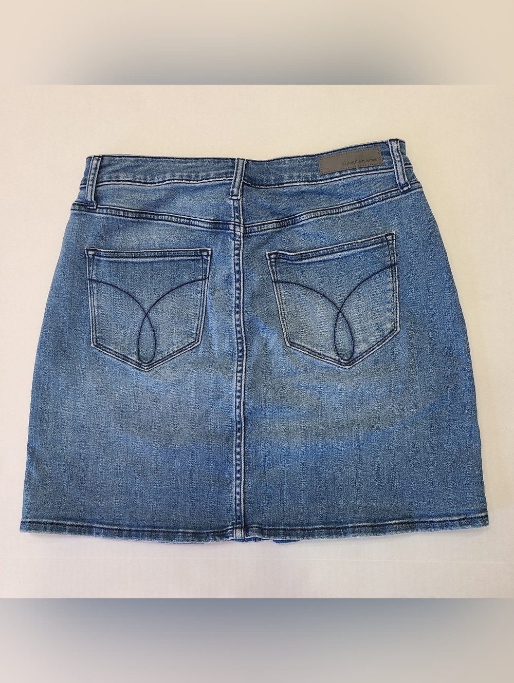 Calvin Klein Women's Jean Skirt Size 8 Blue Straight Stretch Denim